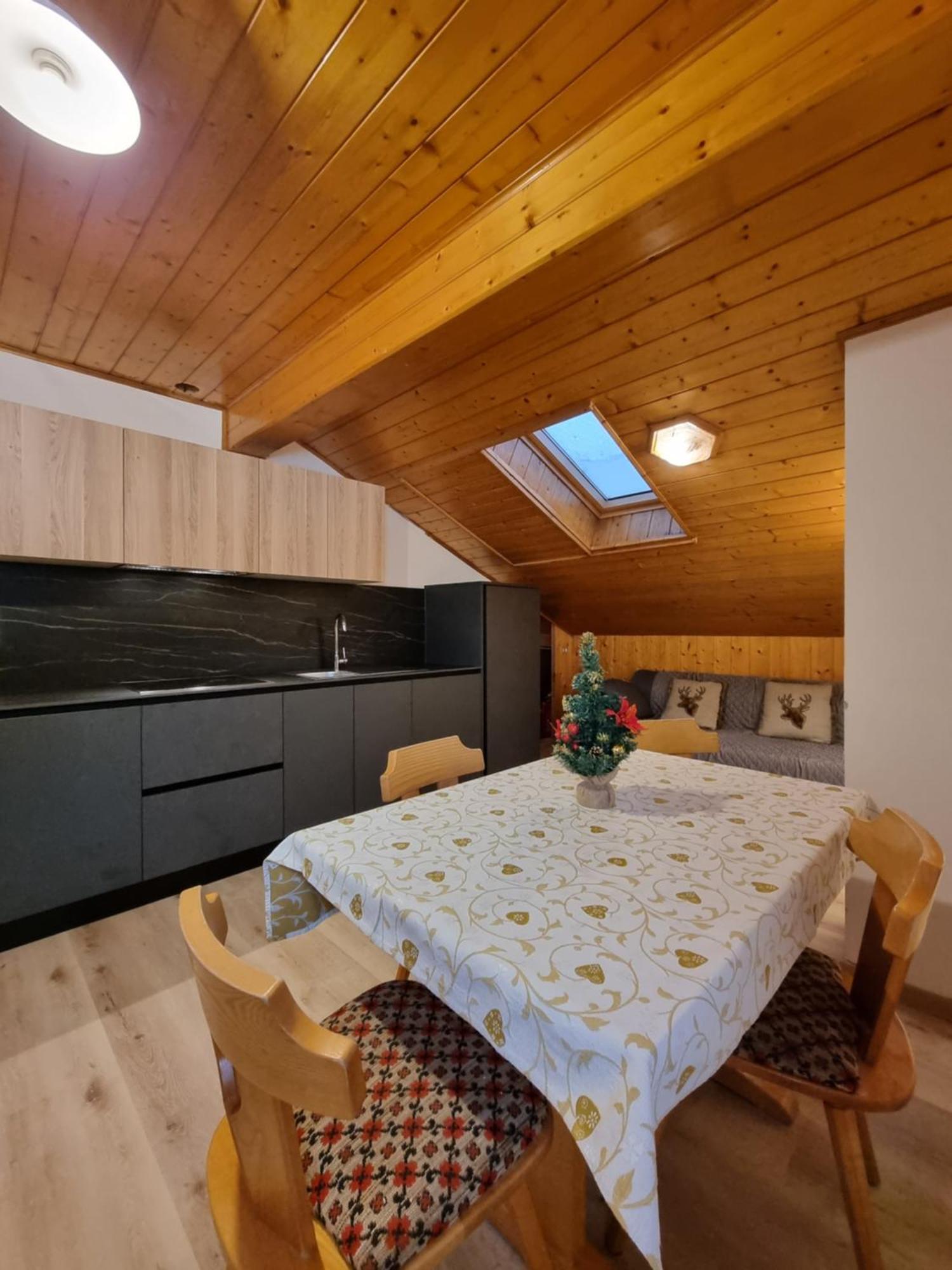 Cesa Elena Lägenhet Canazei Exteriör bild